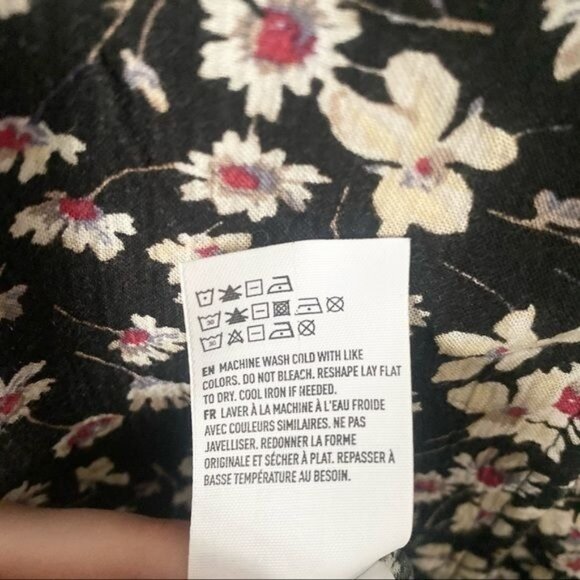 NWT American Eagle Floral Lace Up V-Neck Front Open Back Sleeveless Romper - Picture 13 of 13